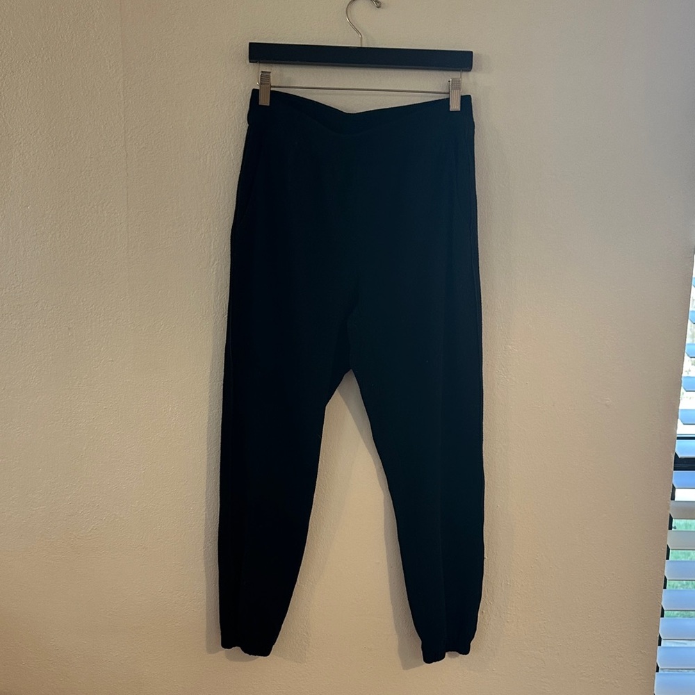7 Diamonds Black joggers with pockets